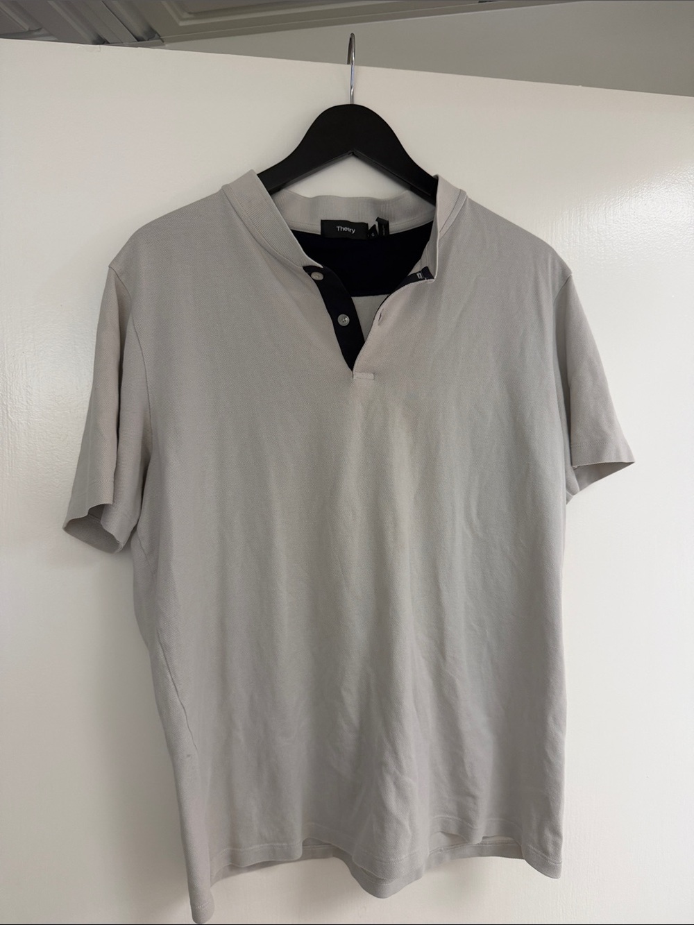 Theory Men's Short Sleeve Henley Polo in Light Gray with Black Placket
